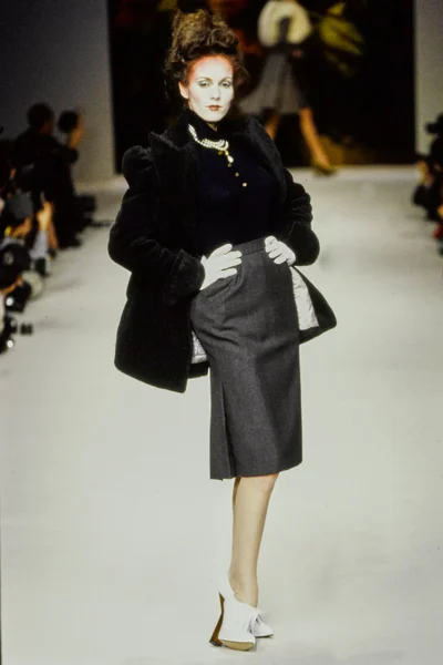 Look 22